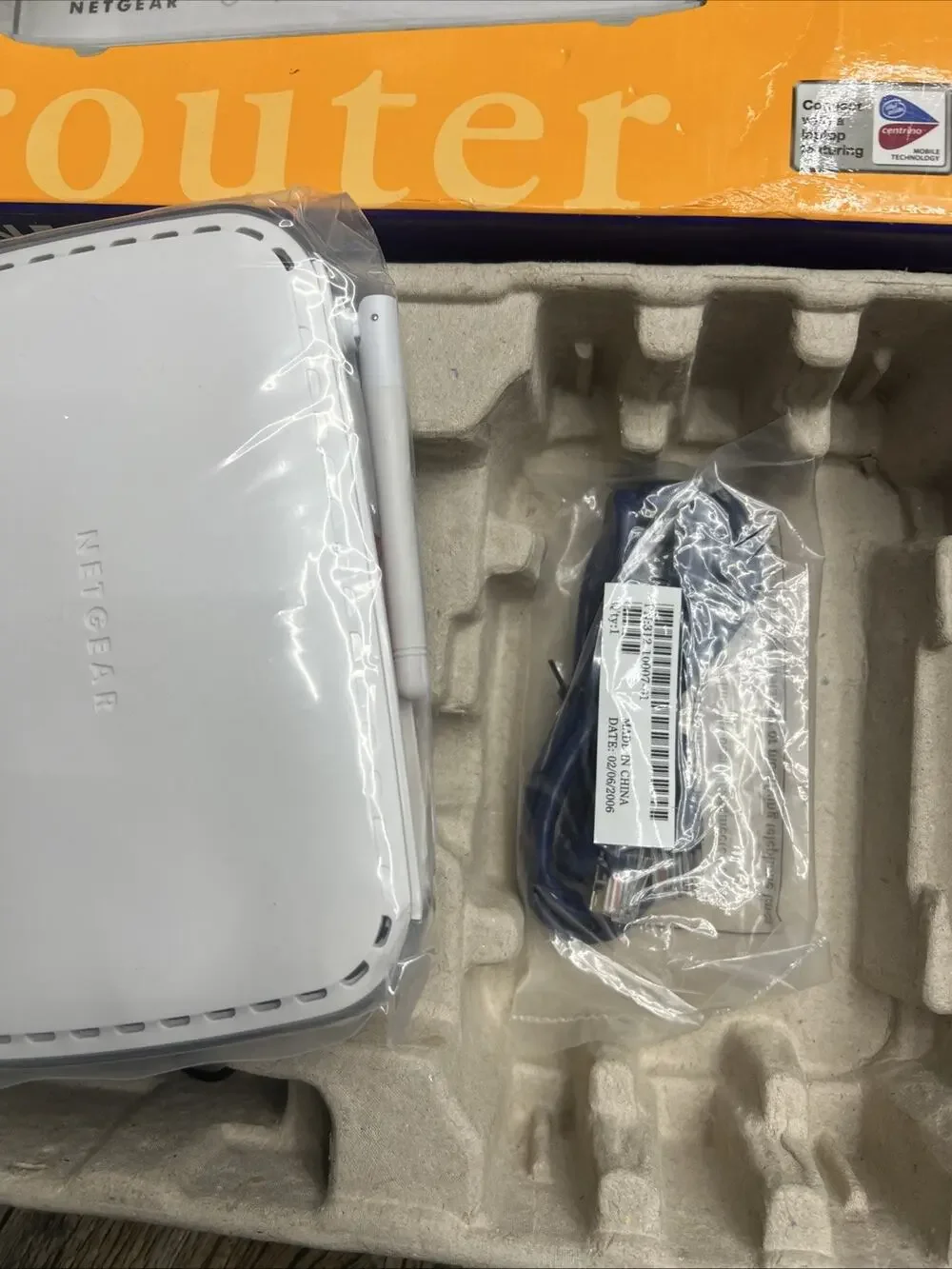 NETGEAR WGR614NA 54 Mbps Wireless G Router 4-Port 10/100 Sealed NIB - Picture 2 of 6